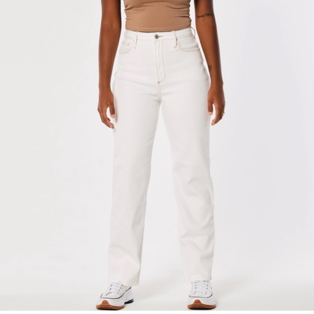 Hollister - White Curvy Ultra High Waisted Dad Jean